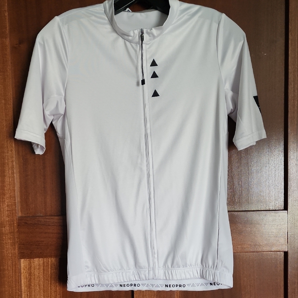 White Performance Cycling Jersey with Quarter-Zip